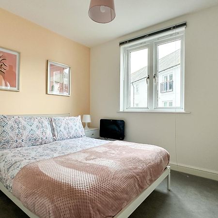 Luxury 2 Bedroom City Centre Apartment - Secure Parking - Amazing Location! Кэнтербари Экстерьер фото