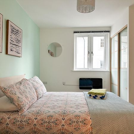 Luxury 2 Bedroom City Centre Apartment - Secure Parking - Amazing Location! Кэнтербари Экстерьер фото